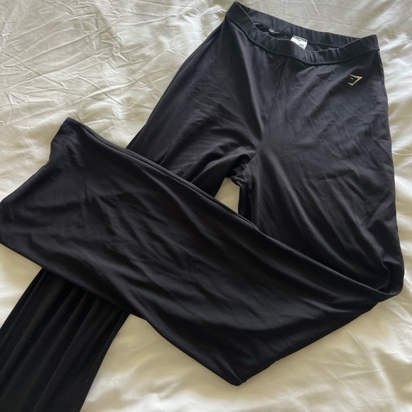 Gym shark EVERYDAY REGULAR FLARED LEGGINGS - Picture 3 of 6